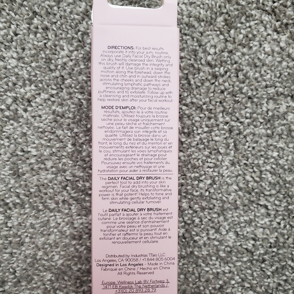 SOLD - Daily Facial Drybrush - Picture 2 of 2